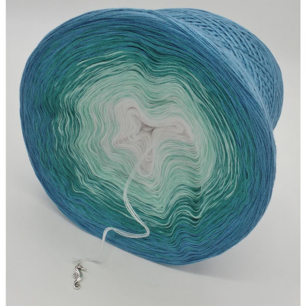 Lady Dee's Aquamarin (A84)